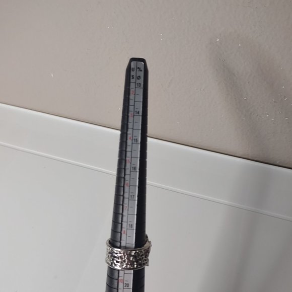 Spider Ring With Blue Plastic Stone Size 9 - Picture 13 of 13